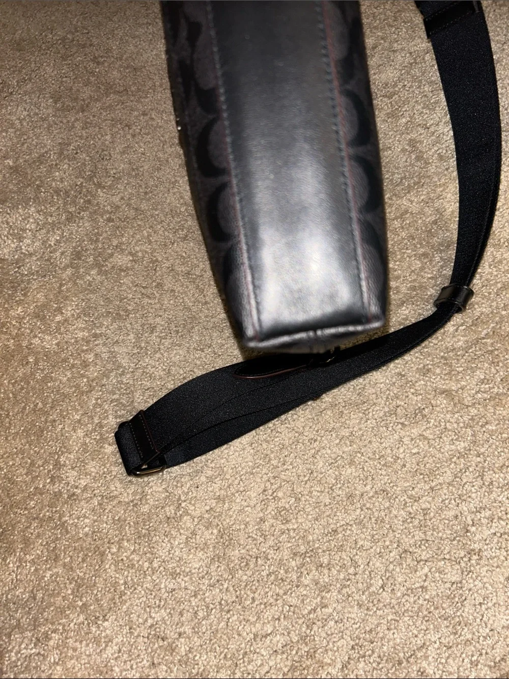 Coach Men's Signature Messenger Bag in Charcoal/Black